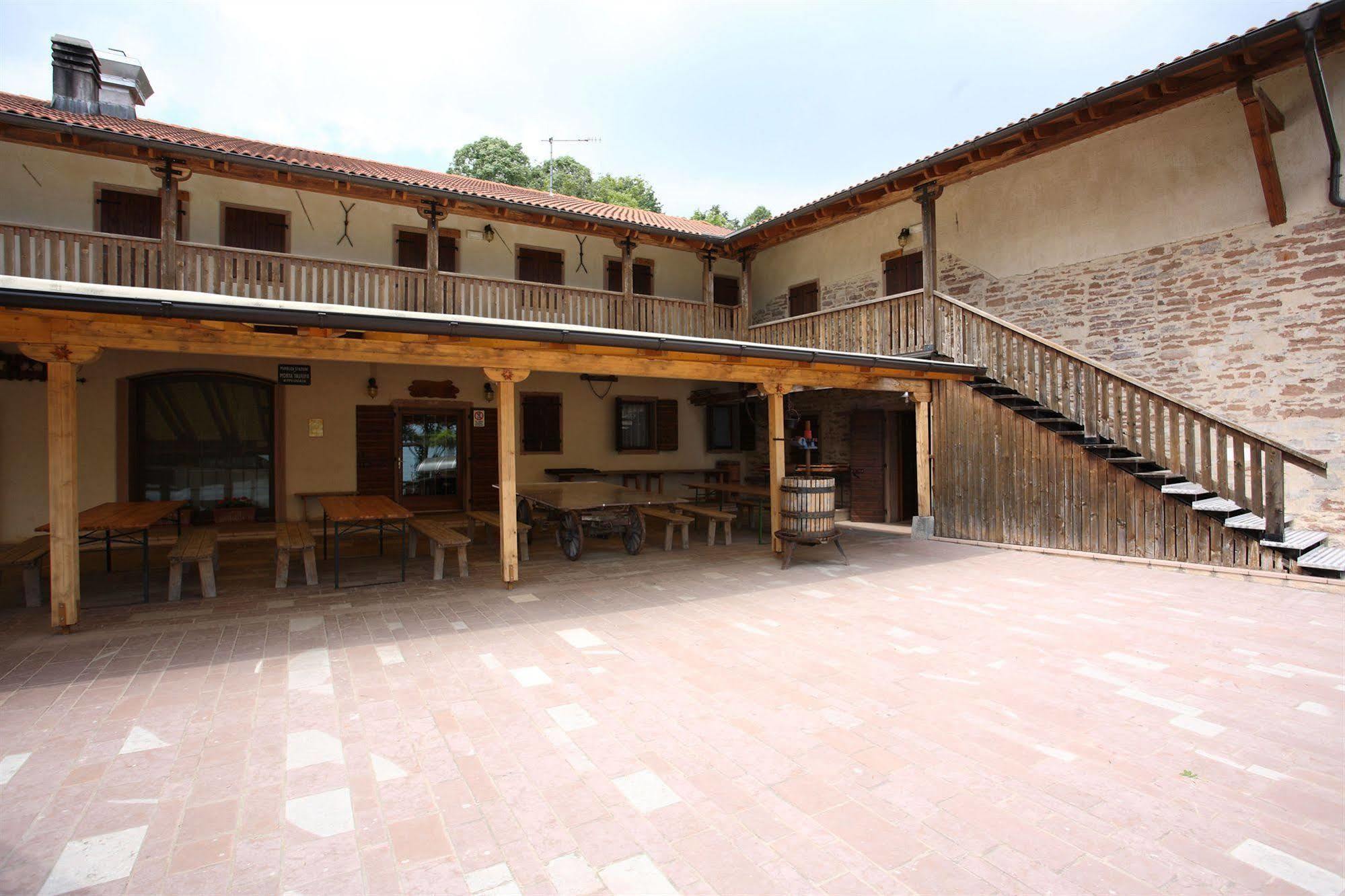 Agriturismo Cornolade Farm stay Ponte nell'Alpi
