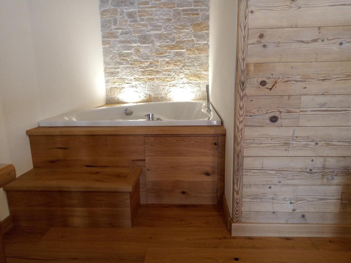 Agriturismo Cornolade Farm stay *